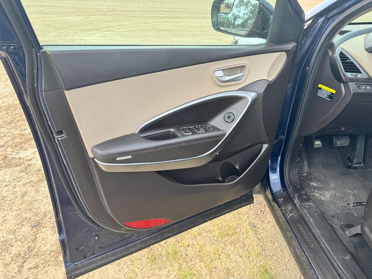 2018-hyundai-santa-fe-image-6