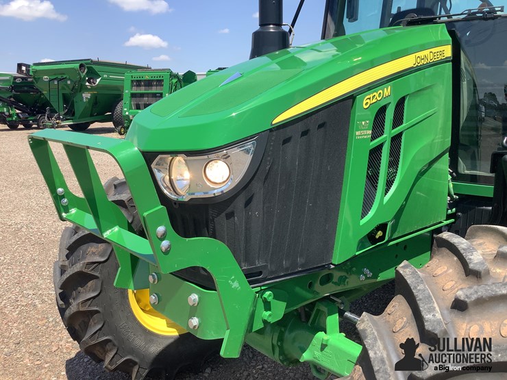 2023-john-deere-6120m-mfwd-tractor-image-9