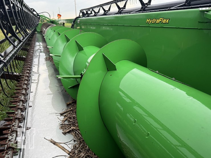 2010-john-deere-635f-image-6
