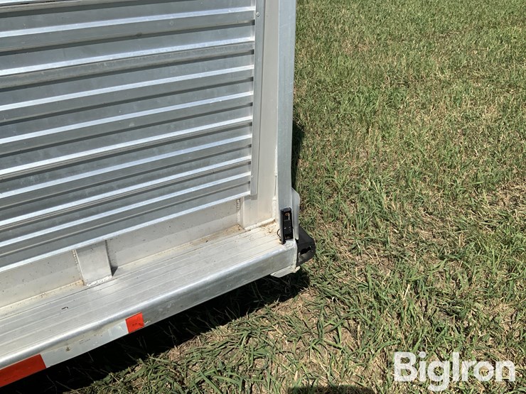 1995-sooner-t/a-livestock-trailer-image-19
