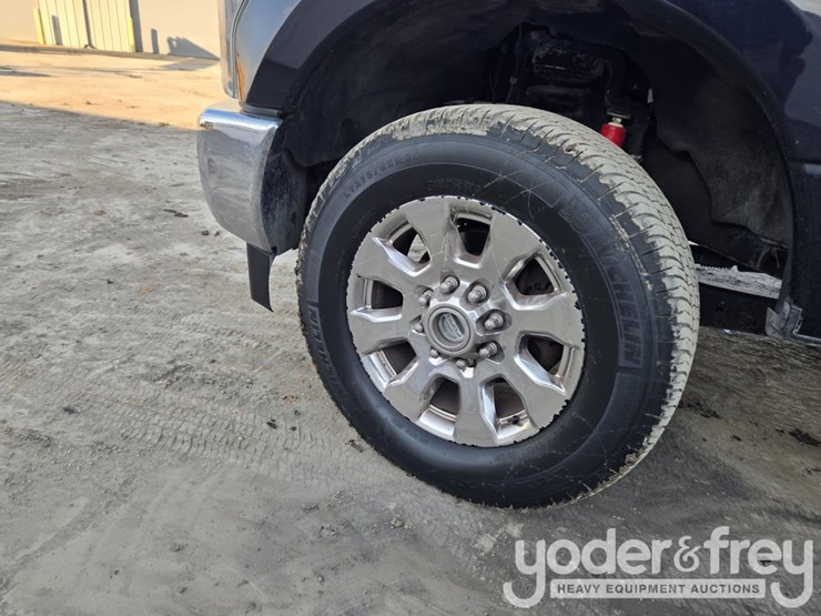 2017-ford-f250-xl-image-11