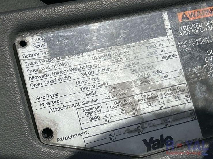 yale-3,500lb-electric-forklift-image-5