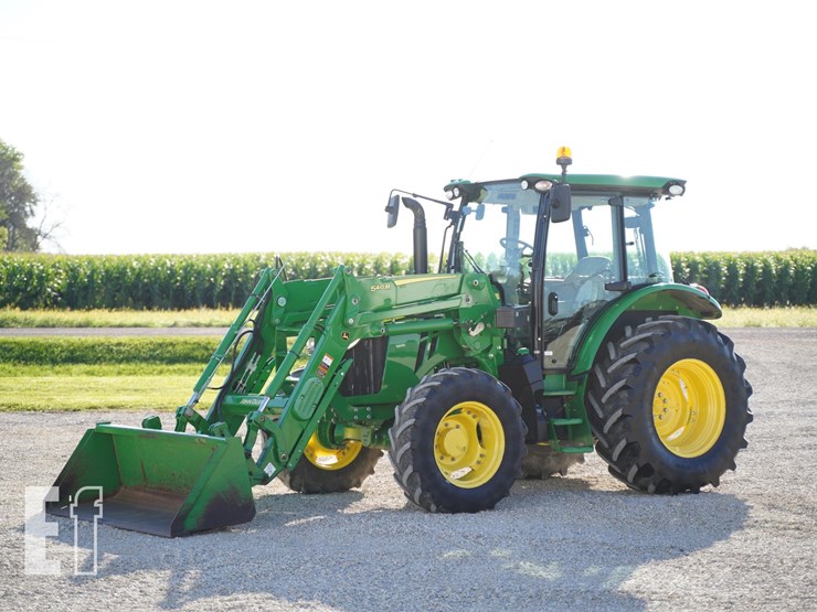 2017-john-deere-5090r-image-1