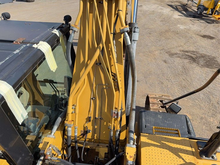 2013-caterpillar-329el-image-35