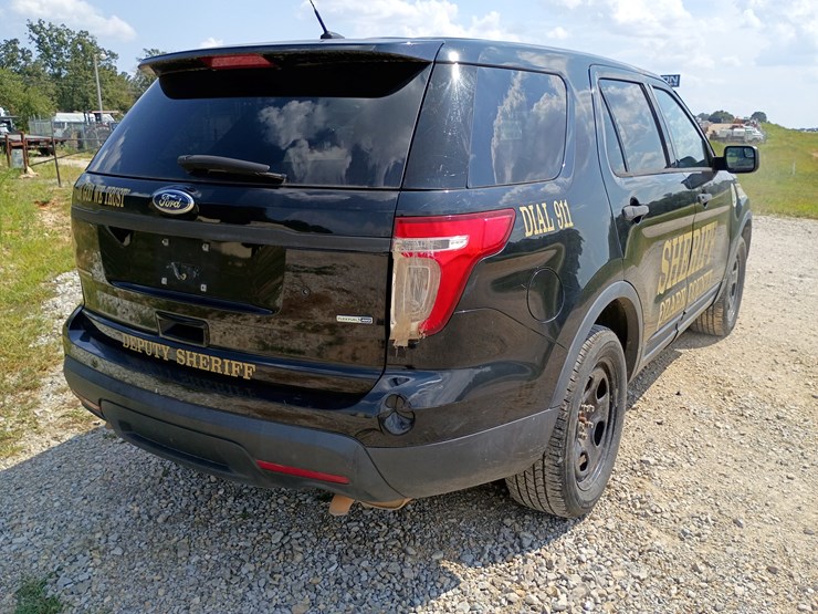 2014-ford-explorer-image-8