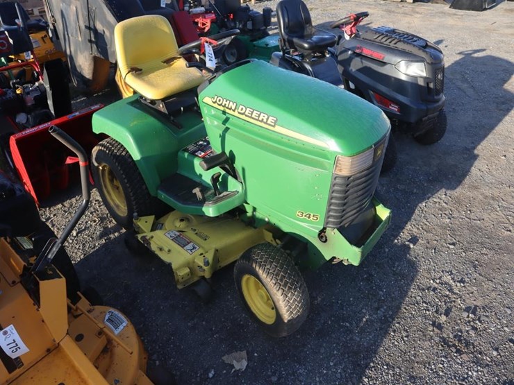 john-deere-345-image-1