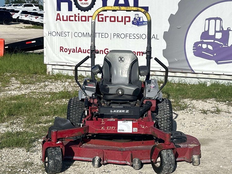 2006-husqvarna-yth2148b-riding-mower-image-15