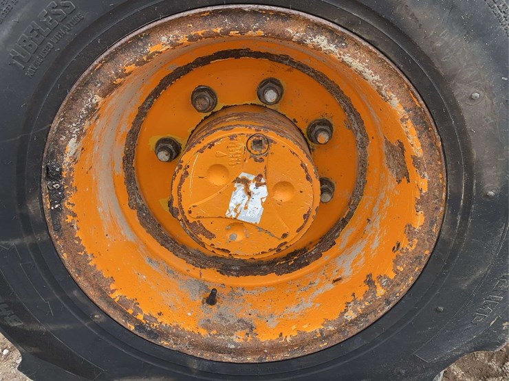 2007-deere-410j-image-11