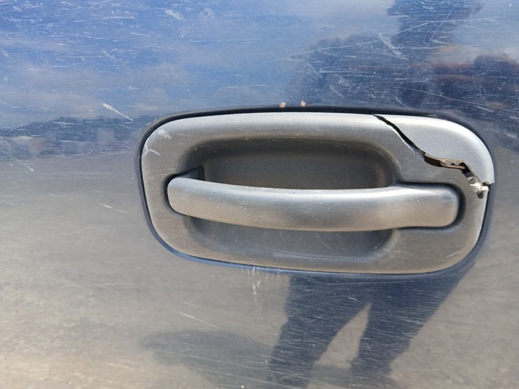 2005-chevrolet-silverado-image-50