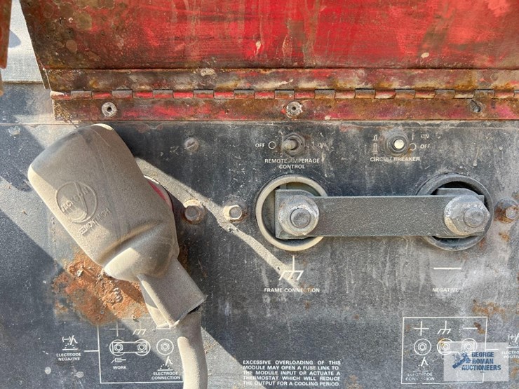 eight-pack-welder-number-one.-serial-no.-kd88072.-five-out-of-eight-welders-worked-last-time-it-was-image-15