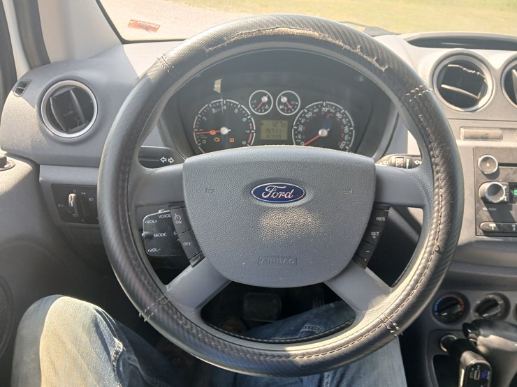 2012-ford-transit-connect-image-41