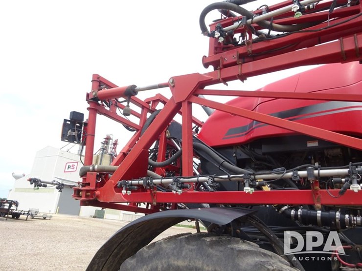 2015-case-ih-patriot-4440-image-64