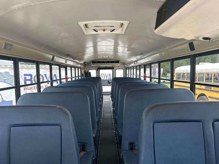 2009-ic-corporation-pb105-school-bus-image-19