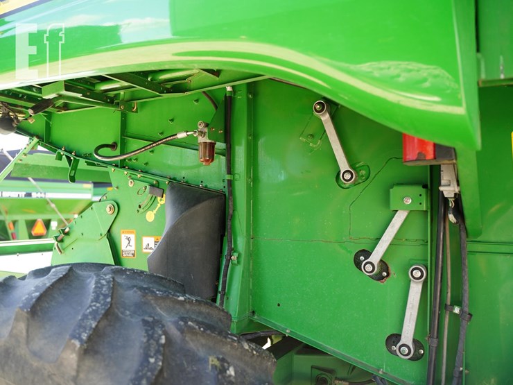 2005-john-deere-9660-sts-image-18