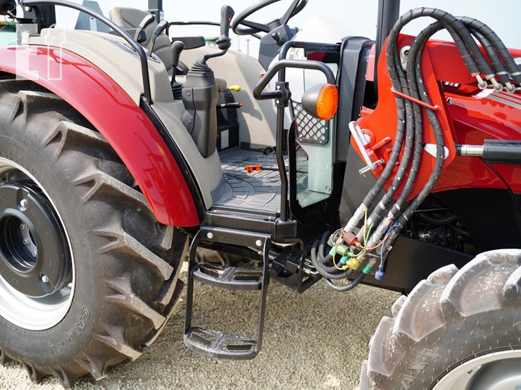 2022-case-ih-farmall-75a-image-22