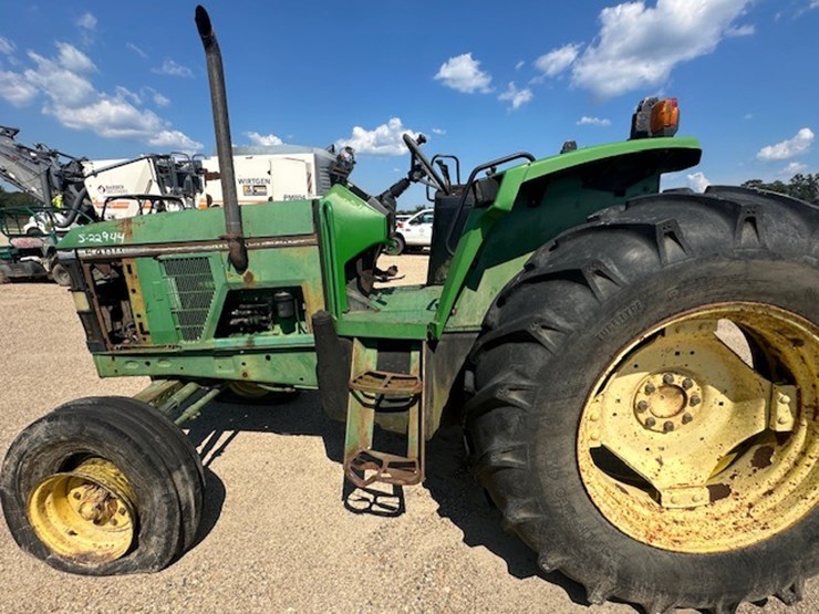 john-deere-6400-image-16