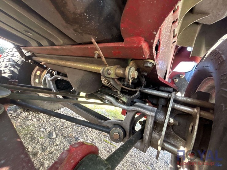2019-exmark-lazer-z-s-series-72in-zero-turn-mower-image-13