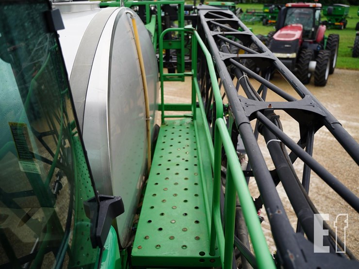 2011-john-deere-4930-image-36