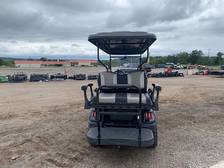 2021-royal-golf-cart-image-5