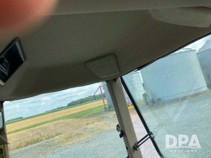 1990-john-deere-8560-image-12