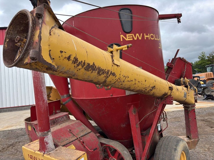 new-holland-355-image-10