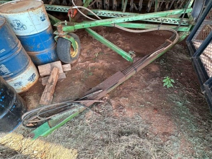 john-deere-8350-image-32