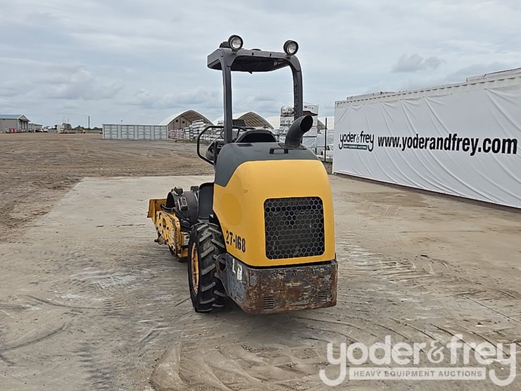 2012-volvo-sd25f-image-4