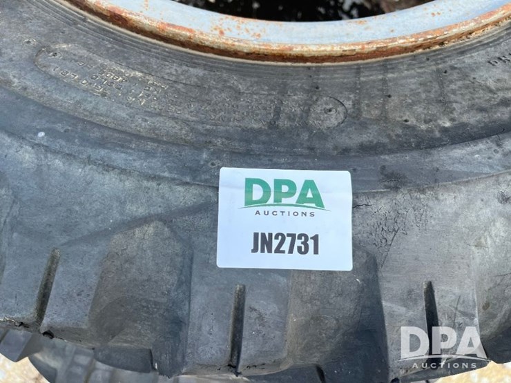 truck-tires-(jn2731)-image-5