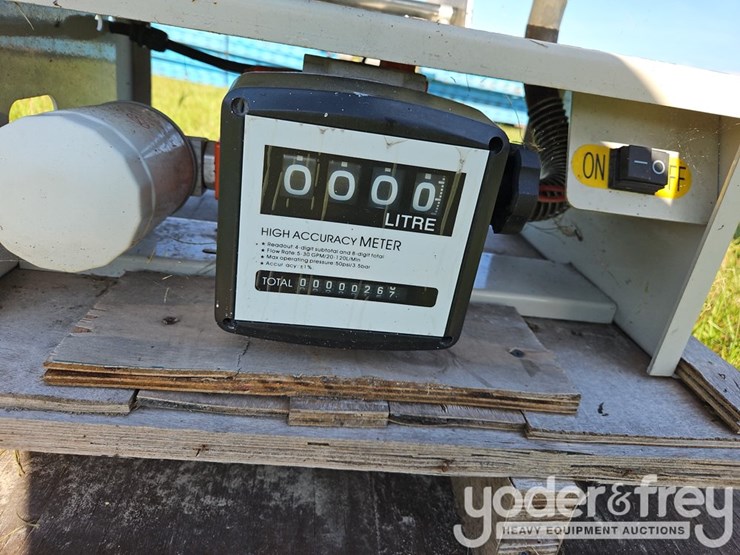 unused-1"-fuel-hose-reel-w/-pump-image-5