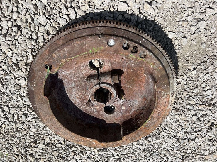 john-deere-model-g-flywheel-image-3