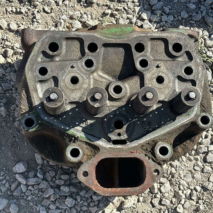 John Deere Model 70 Gas Head