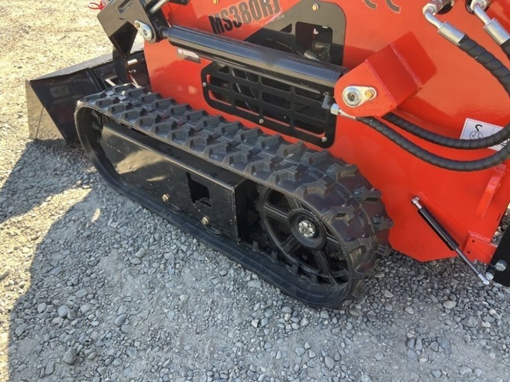 2025-mms-ms380r-mini-skid-steer-loader-image-11
