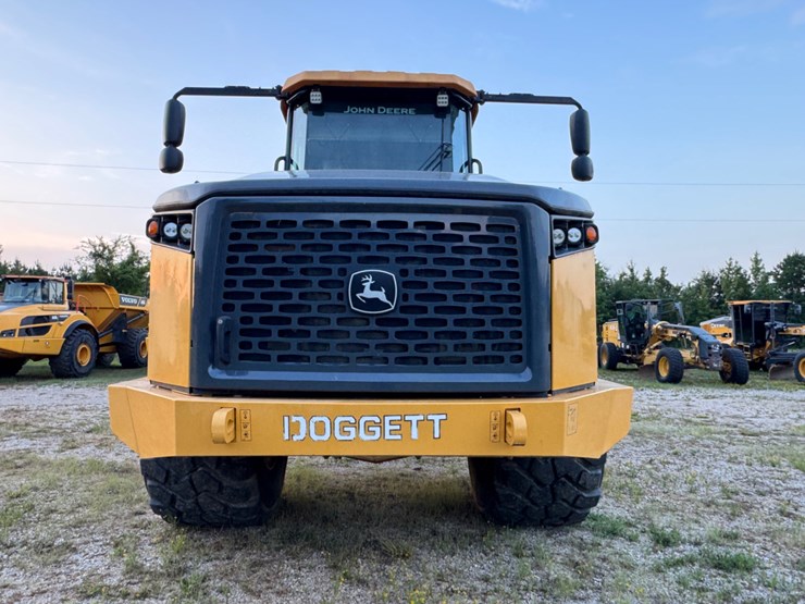 2022-deere-410e-image-2