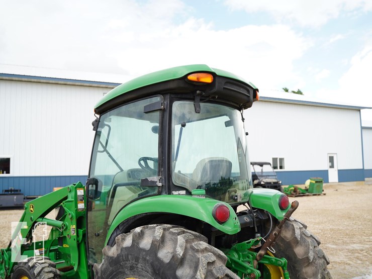 john-deere-4044r-image-28