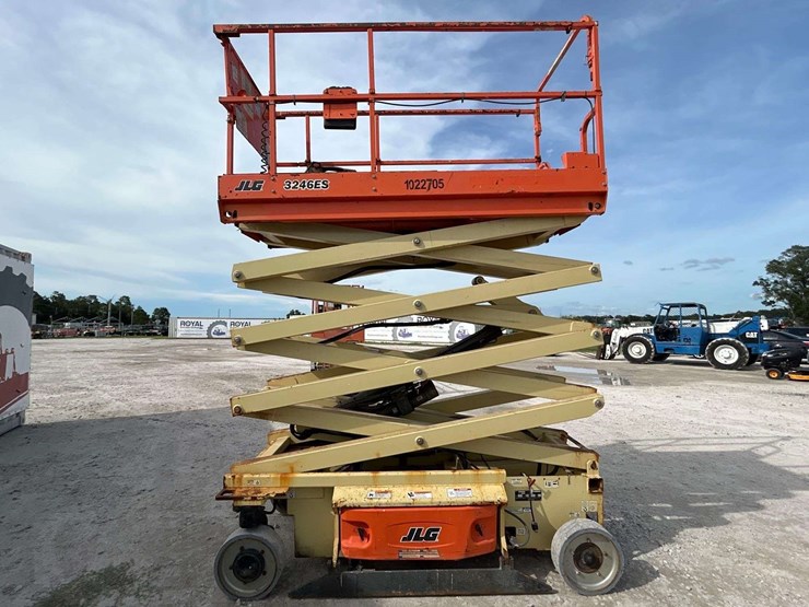 2018-jlg-3246es-image-9