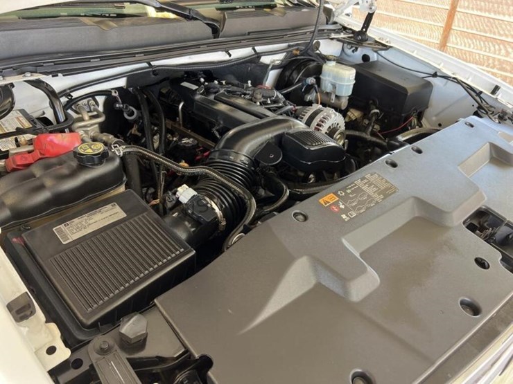 2013-chevrolet-silverado-1500-image-11