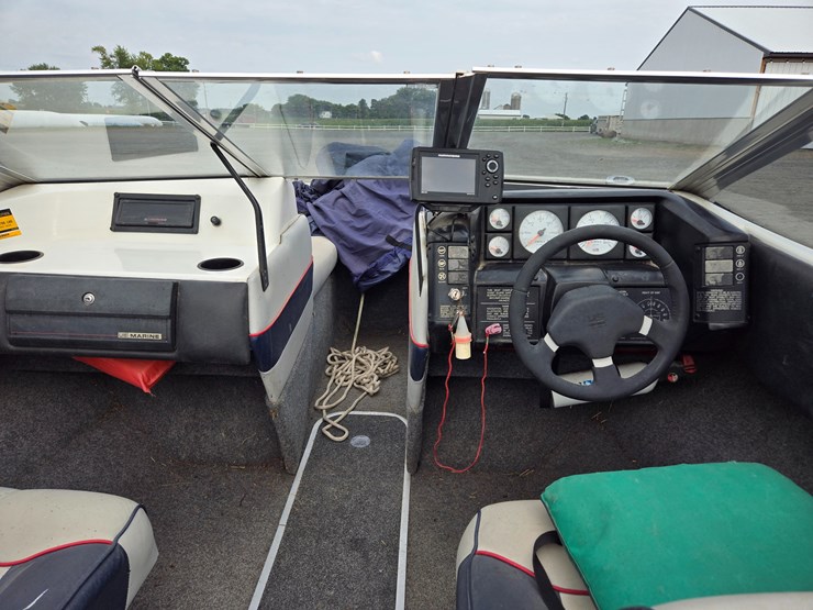 #369-•-boat-image-8