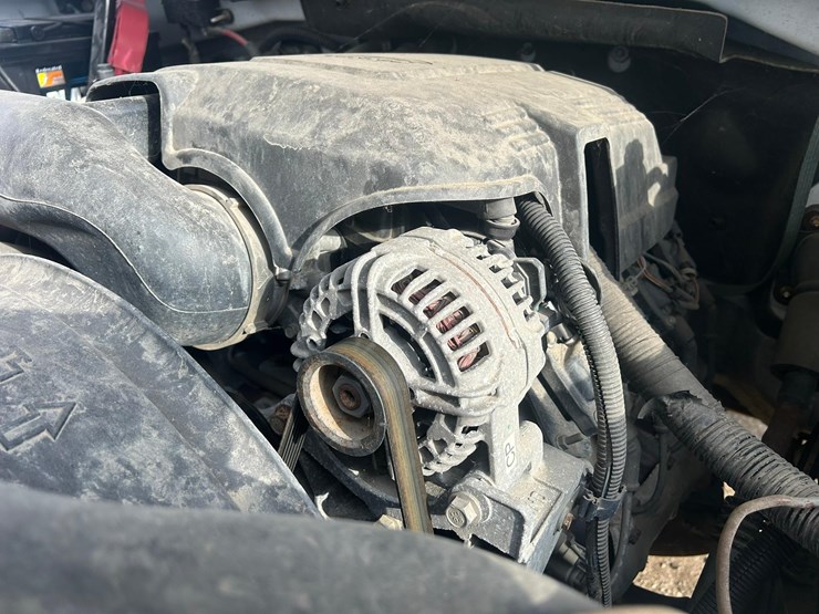 2009-chevrolet-silverado-3500hd-image-36