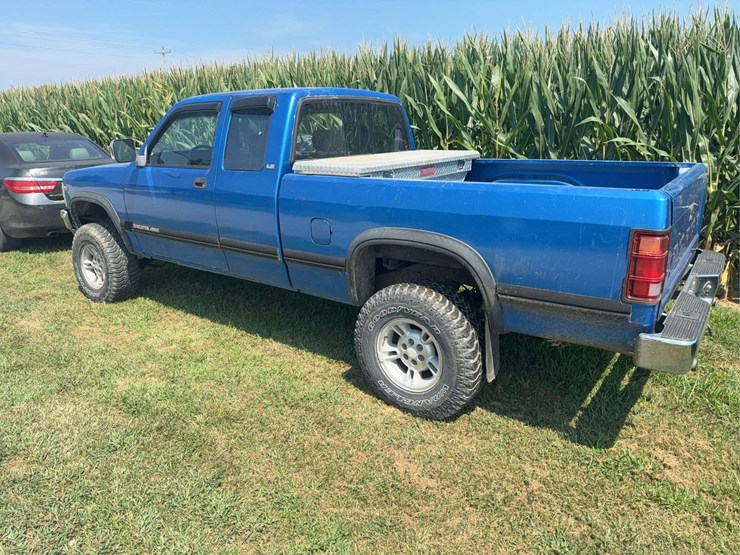 1993-dodge-dakota-image-5