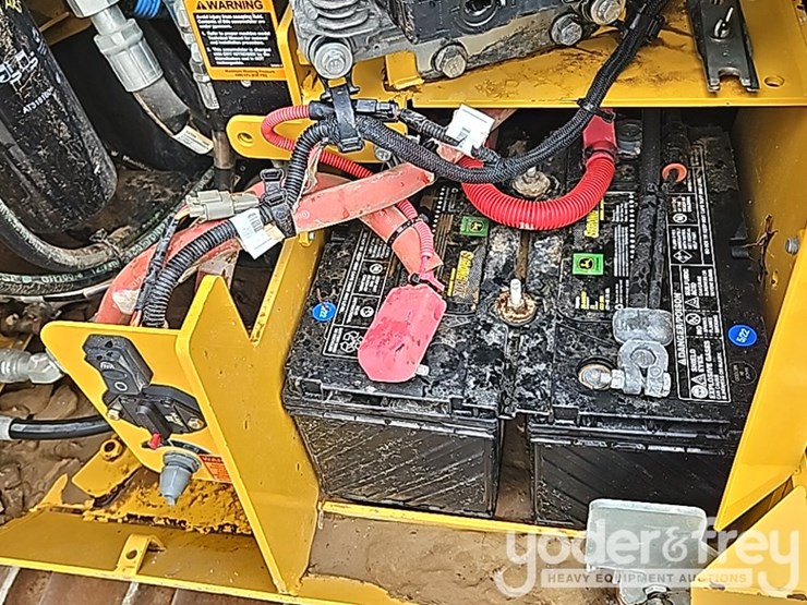 2018-deere-850k-image-58