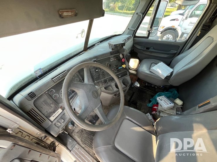 2007-freightliner-dry-tender-truck-(jn2725,-unit-108074)-image-56