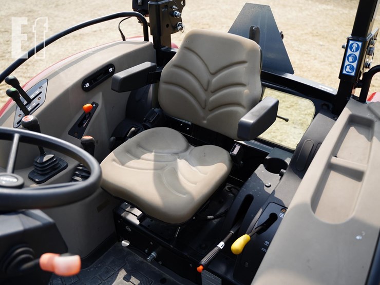 2022-case-ih-farmall-75a-image-31