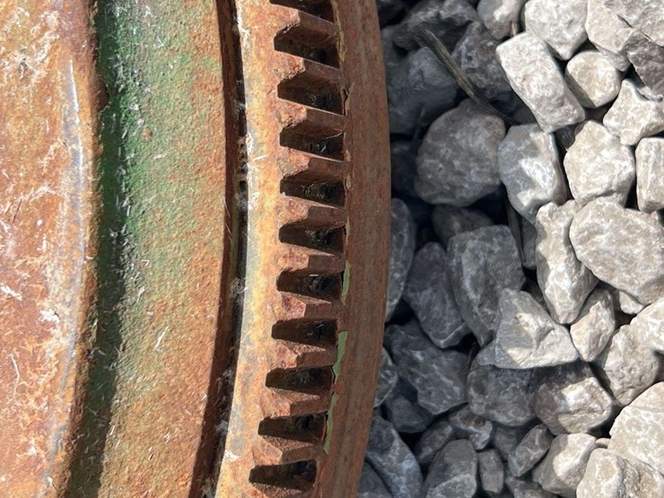 john-deere-model-g-flywheel-image-5