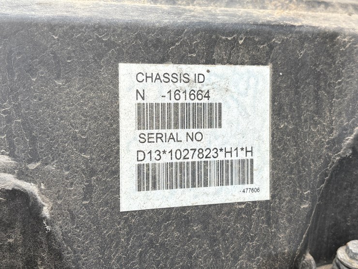 #78680-•-2014-volvo-vnm-truck-tractor-image-43
