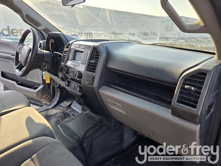 2022-ford-f350-xl-image-51