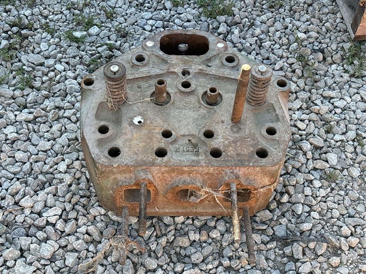 john-deere-model-g-head-image-8