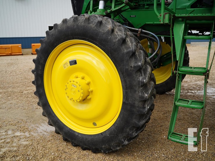 2007-john-deere-4720-image-11