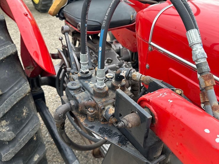 massey-ferguson-65-image-7