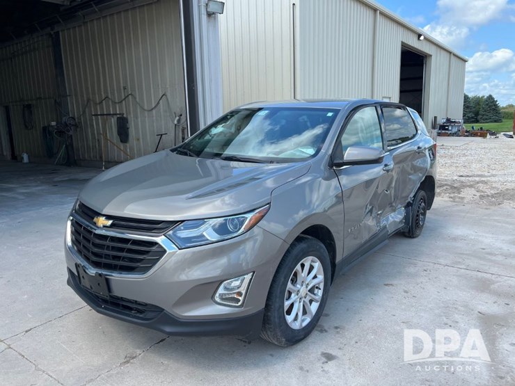 2018-chevrolet-equinox-lt-image-1