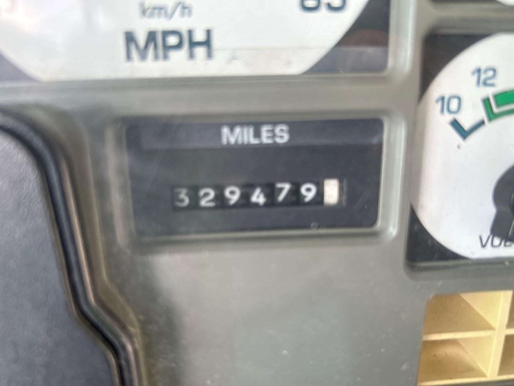 2004-ic-corporation-3000ic-school-bus-image-6